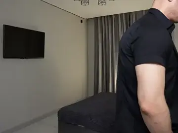 Stripchat Live Sex Cam of Nik_Sharp
