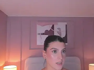 Stripchat Live Sex Cam of aria_greco