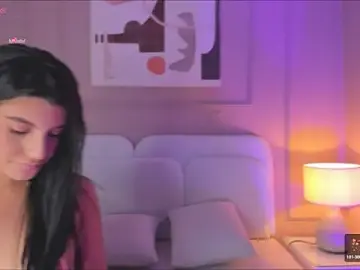 Stripchat Live Sex Cam of aria_greco