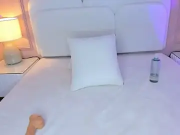 Stripchat Free Porn Cam of aria_greco