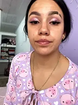 Stripchat Sex Cam of Marianahb-e