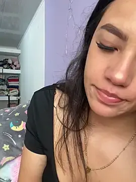 Stripchat Free Porn Cam of Marianahb-e