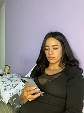 Stripchat Live Sex of Marianahb-e