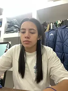 Stripchat Watch Live Sex Cams of Marianahb-e