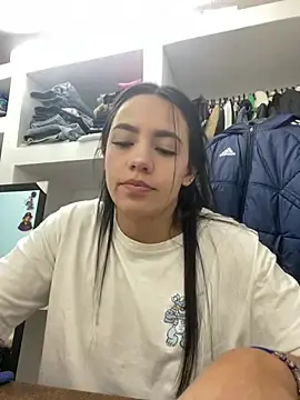 Stripchat Watch Live Sex Cams of Marianahb-e