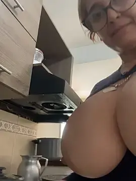 Stripchat Live Sex of star_anastasia