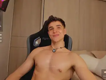 Stripchat Live Sex of thomklein