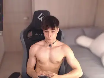 Stripchat Free Porn Cam of thomklein