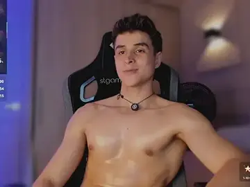 Stripchat Watch Live Sex Cams of thomklein