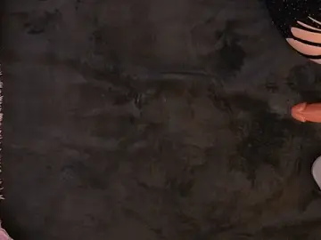 Stripchat Live Sex Cam of tu_julieta_gh