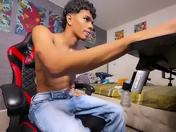 Stripchat Free Porn Cam of JamesDreams