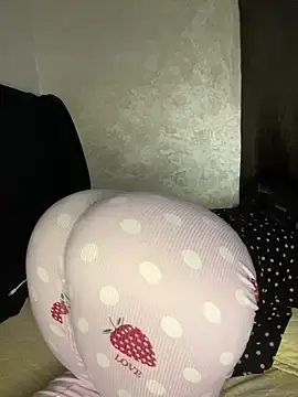 Stripchat Sex Cam of Narimane_sexy