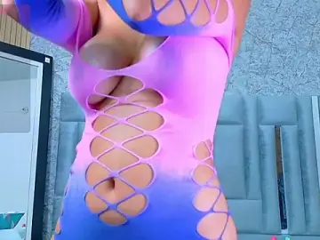 Stripchat Live Sex of veronicaroose_