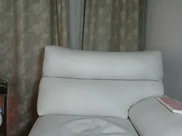 Stripchat Live Sex Cam of Mia_sweet80