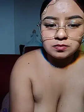 Stripchat Live Sex Cam of Sexxxy_Lau
