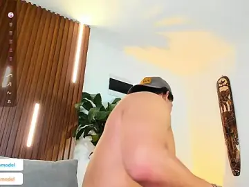 Stripchat Sex Chat of lucasanto_