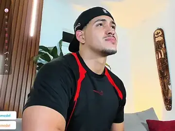 Stripchat Live Porn of lucasanto_
