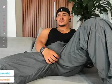 Stripchat Adult Webcam of lucasanto_