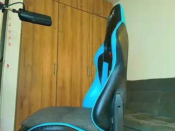 Stripchat Sex Cam of LeaneSeb