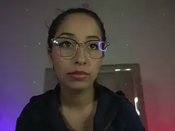 Stripchat Nude Webcam of little-Emma