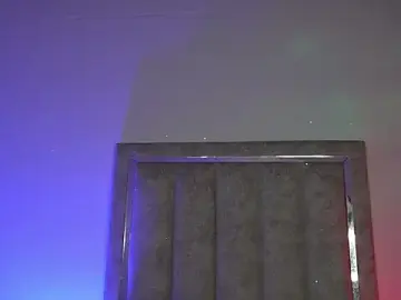 Stripchat Nude Webcam of little-Emma