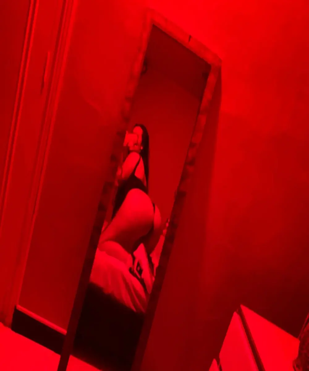 AntonellaQueenn
