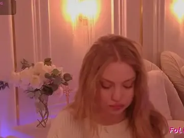 Stripchat Adult Webcam of DorisHell