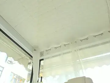 Stripchat Watch Live Sex Cams of Russian_Ava