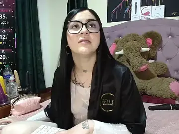 Stripchat Free Live Porn of Emmie_Hot