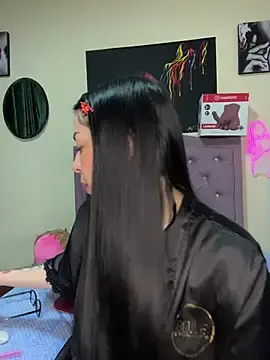 Stripchat Adult Webcams of Emmie_Hot