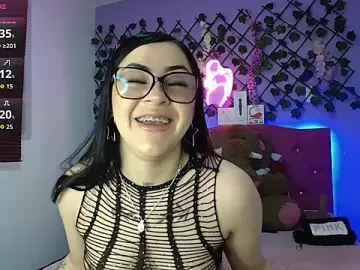 Stripchat Best live sex cam show of Emmie_Hot
