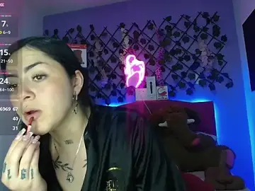 Stripchat Best live sex cam show of Emmie_Hot