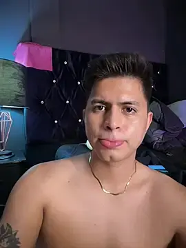 Stripchat Free Live Porn of Niicky1_