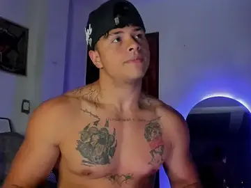 Stripchat Nude Webcam of Dominic_Biker__
