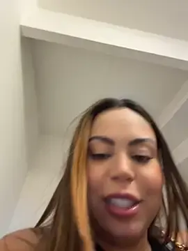 Stripchat Live Sex of LariiHotWife
