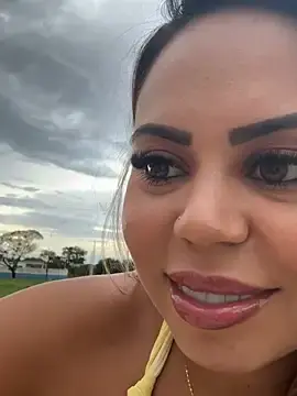 Stripchat Adult Webcams of lariic