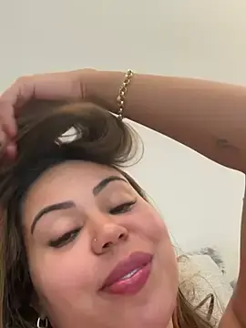 Stripchat Live Porn of lariic