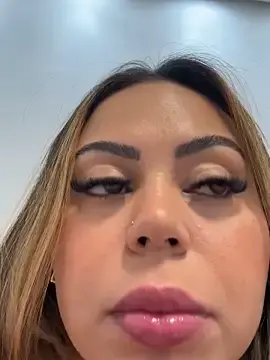Stripchat Watch Live Sex Cams of lariic