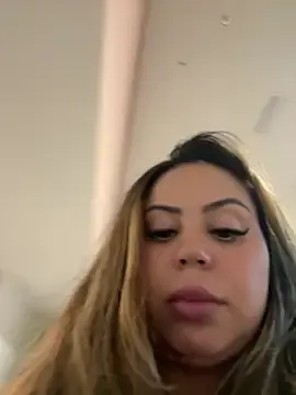 Stripchat Best Webcam of lariic
