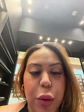 Stripchat Free Porn Cam of lariic