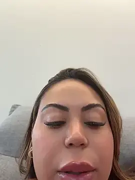Stripchat Free Porn Cam of lariic