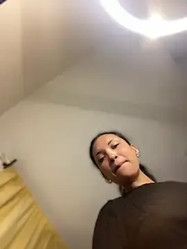 Stripchat Sex Cam of baby_lizy