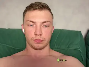 Stripchat Watch Live Sex Cams of iron__chap