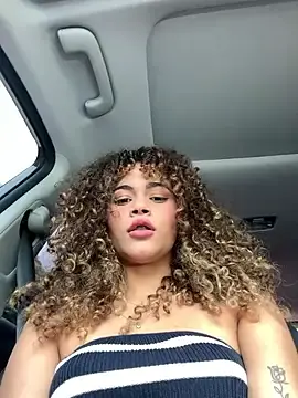 Stripchat Free Live Porn of Lianh_Benett