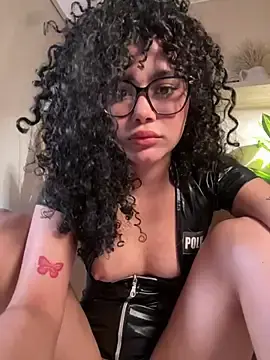 Stripchat Free Live Porn of Lianh_Benett