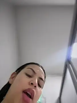 Stripchat Free Live Porn of Mary_ivett