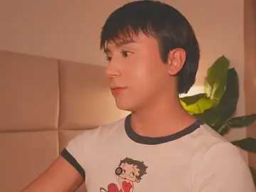 Stripchat Best Webcam of Enyoll_