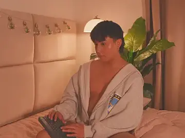 Stripchat Best live sex cam show of Enyoll_
