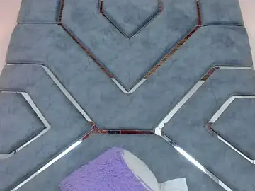 Stripchat Nude Webcam of LucciaPorter