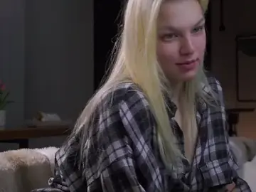 Stripchat Free Porn Cam of EdlinAlliston